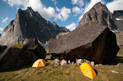 Cirque of the Unclimbables Canada, Ines Papert, Lisi Steurer - Cirque of the Unclimbables Canada: Basecamp