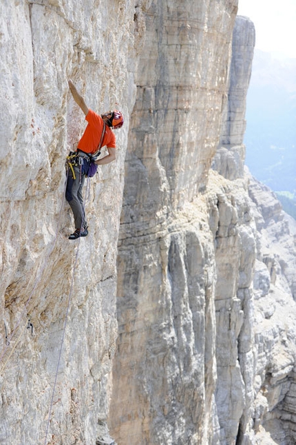 Quo Vadis - Sass dla Crusc - Nicola Tondini climbing Quo Vadis, Sass dla Crusc, Dolomites