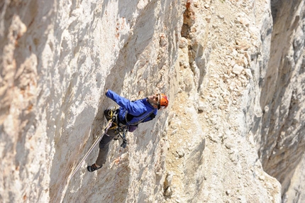 Quo Vadis - Sass dla Crusc - Nicola Tondini climbing Quo Vadis, Sass dla Crusc, Dolomites