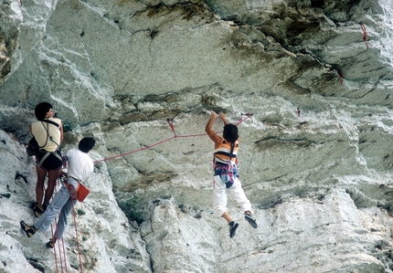 Patrick Berhault - Patrick Berhault volteggiando su Coralie al Monte Cucco, Finale Ligure