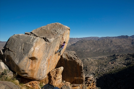 Paul Robinson - Paul Robinson establishing The Tanooki Myth V11/8A in Driehoek, South Africa