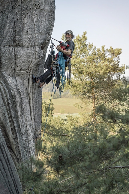 Petr Slanina - Petr Špek Slanina trad clibing on the sandstone towers of the Czech Republic 