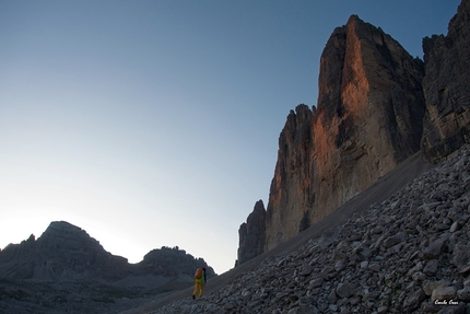 Cassin route, Cima Ovest di Lavaredo, Tre Cime di Lavaredo, Dolomites - Sara Mastel approaching the Tre Cime di Lavaredo, Dolomites