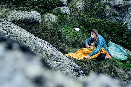 Valle Orco arrampicata, Federica Mingolla, Andrea Migliano - Federica Mingolla e Andrea Migliano durante l'apertura di Gli amici di via Po alla Punta Phuc del Monte Castello, Vallone di Noaschetta, Valle dell’Orco.