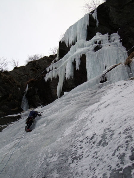 Cascate Valle dell'Orco e Piantonetto - Marco Appino su L1 di Ciao TFR (Vallone del Piantonetto)