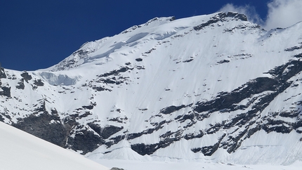 Täschhorn Svizzera, Cristian Botta, Davide Terraneo - La parete Nord Ovest del Täschhorn 4491m in Svizzera