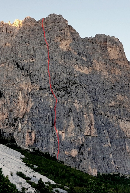 Catinaccio Dolomiti, Pala di Socorda, Via Andrea Concini - Il tracciato di Via Andrea Concini, Pala di Socorda, Catinaccio