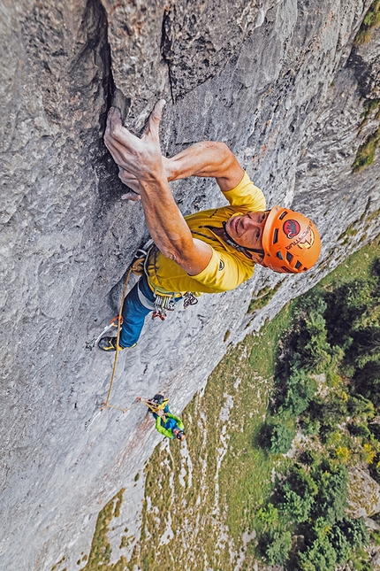 Cima Cee, Dolomiti di Brenta, Rolando Larcher, Luca Giupponi - Fine di un’Epoca alla Cima Cee nelle Dolomiti di Brenta: Luca Giupponi sul 5° tiro