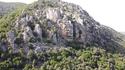 Arrampicata ai Sette Fratelli in Sardegna, Filippo Manca - Arrampicata ai Sette Fratelli in Sardegna: Montezuma