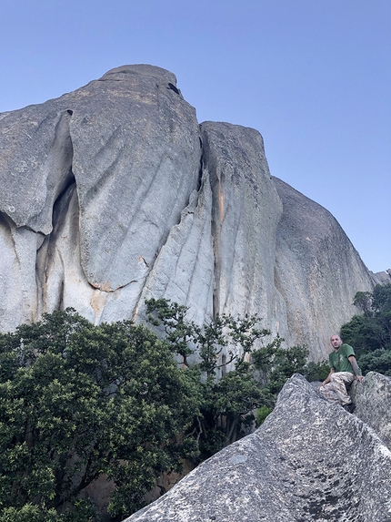 Arrampicata ai Sette Fratelli in Sardegna, Filippo Manca - Arrampicata ai Sette Fratelli in Sardegna: le Torri di Asgrad