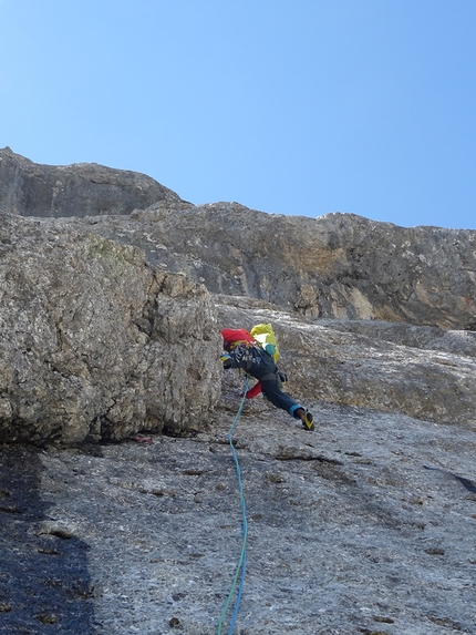 Alta infedeltà, Sasso delle Undici, Marmolada , Dolomites, Thomas Gianola, Fabrizio Della Rossa - Thomas Gianola and Fabrizio Della Rossa making the first ascent of Alta infedeltà on Sasso delle Undici (Marmolada , Dolomites)