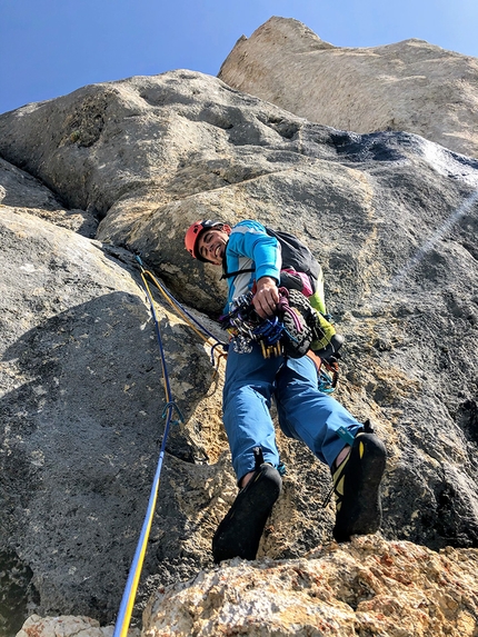 Via della Fessura Gialla sulla Torre Enrica del Jigolè nelle Dolomiti