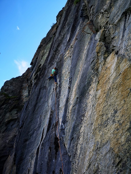 Climbing at Barliard, Ollomont, Valle d’Aosta - Federica Mingolla climbing at the crag Barliard, Ollomont, Valle d’Aosta