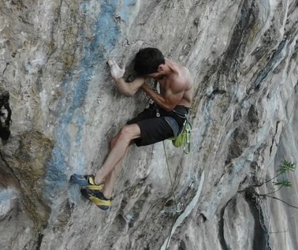 Stefano Ghisolfi climbing The Bow at Arco, Italy