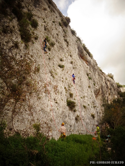 Cava Ispica, Sicily, Giorgio Iurato - Antonella Stefanilli, Luca Marino, Luca Gamba, Denis, Andrea Noris climbing at Wild, Cava d'Ispica, Sicily