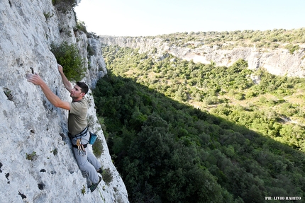 Cava Ispica, Sicily, Giorgio Iurato - Roberto Gintoli climbing La notte illuminata 5b at Wild, Cava d'Ispica, Sicily