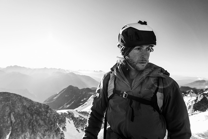 Peter Moser - Peter Moser sulla Cima d'Asta durante il progetto di tutte le 200 cime del selvaggio Lagorai in inverno