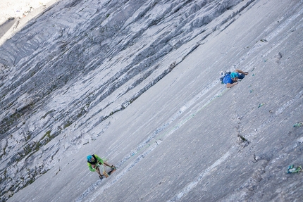 Repswand, Karwendel, Peter Manhartsberger, Klaus Gössinger - Armin Fuchs climbing the crux pitch of Prime Time on Repswand, (Karwendel, Austria)