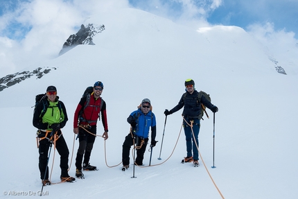 Traversata del Monte Rosa, Spaghetti Tour - La traversata del Monte Rosa: primo giorno, Breithorn Occidentale.