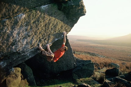 Ben Moon - Ben Moon in 2006 making the first ascent of the 8B+ Voyager at Burbage North in the Peak District, England.