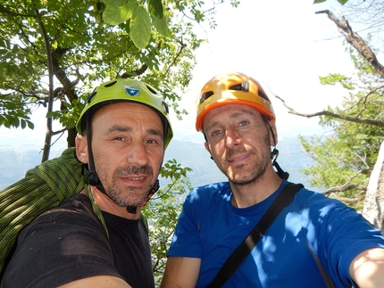 Monte Pastello, Val d'Adige, Marco Gnaccarini, Ivan Maghella - Marco Gnaccarini e Ivan Maghella durante l'apertura di Pastello Crack al Monte Pastello, Val d'Adige