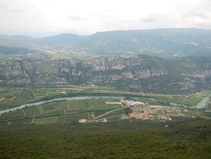 Monte Pastello, Val d'Adige, Marco Gnaccarini, Ivan Maghella - Vista da Pastello Crack al Monte Pastello sulla Val d'Adige