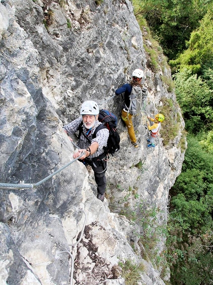 Via Ferrata Anelli delle Anguane, Valdastico - Sulla Via Ferrata F1 degli Anelli delle Anguane, Val d'Astico