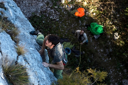 Falesia di Nevegàl, Terrazza sul Lago, Faverghera - Davide Cassol in arrampicata alla falesia del Nevegàl