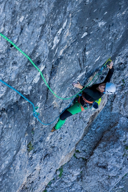 Pilastro di Misurina, Dolomiti, Peter Manhartsberger, Sabrina Ornter - Sabrina Ornter sul primo tiro di Vintage sul Pilastro di Misurina nelle Dolomiti (Peter Manhartsberger, Sabrina Ornter 23/08/2016)