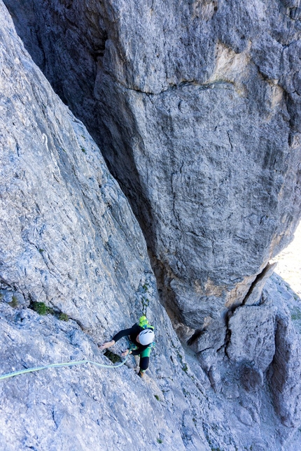 Pilastro di Misurina, Dolomiti, Peter Manhartsberger, Sabrina Ornter - Sabrina Ornter sul quarto tiro di Vintage sul Pilastro di Misurina nelle Dolomiti (Peter Manhartsberger, Sabrina Ornter 23/08/2016)