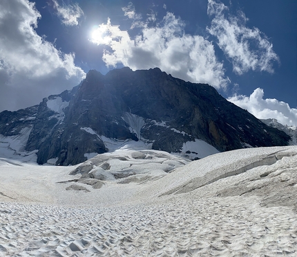 Grandes Jorasses, Manitua, Federica Mingolla, Leo Gheza - Grandes Jorasses, Mont Blanc massif