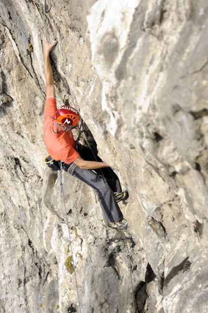 Testa o croce - Nicola Sartori su Testa o Croce, Monte Cimo - Settore Scoglio dei Ciclopi