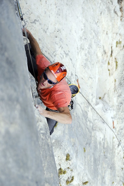 Testa o croce - Nicola Sartori su Testa o Croce, Monte Cimo - Settore Scoglio dei Ciclopi