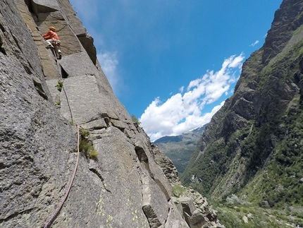 Vallone di Sea arrampicata trad entry level: la Torre di Gandalf