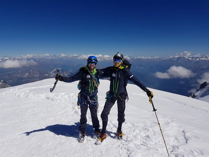 Central Pillar of Freney, - Central Pillar of Freney on Mont Blanc: One Push carried out by Denis Trento and Filip Babicz