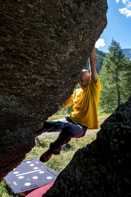 Granpablok, Gran Paradiso, Valle d'Aosta - Il raduno di arrampicata boulder Granpablok 2020 nel Parco Nazionale del Gran Paradiso in Valle d’Aosta