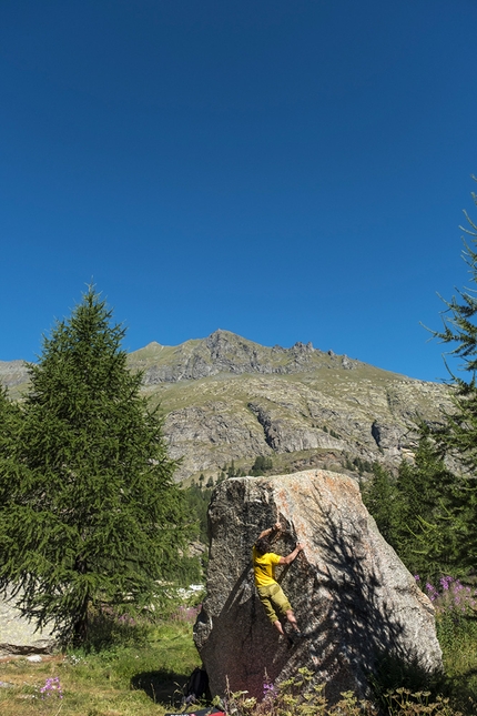 Granpablok, Gran Paradiso, Valle d'Aosta - Il raduno di arrampicata boulder Granpablok 2020 nel Parco Nazionale del Gran Paradiso in Valle d’Aosta