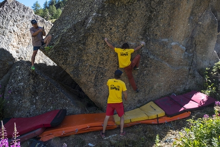 Granpablok, Gran Paradiso, Valle d'Aosta - Il raduno di arrampicata boulder Granpablok 2020 nel Parco Nazionale del Gran Paradiso in Valle d’Aosta