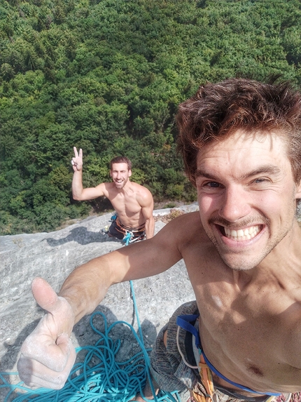 Symon Welfringer - Symon Welfringer and Charles Noirot climbing Le grand bleu (200m, 8a+) at Balme, 07/2020