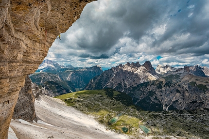 Łukasz Dudek, Tre Cime di Lavaredo, Dolomiti - Łukasz Dudek in solitaria su Pan Aroma alla Cima Ovest di Lavaredo, Tre Cime di Lavaredo, Dolomiti