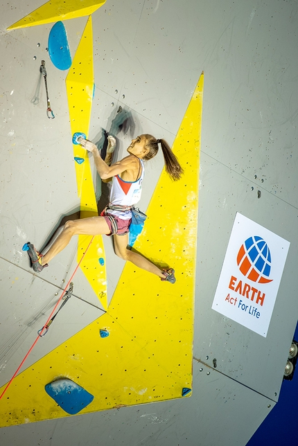 Laura Rogora Briançon Lead World Cup 2020 - Laura Rogora winning the first stage of the Lead World Cup 2020 at Briançon