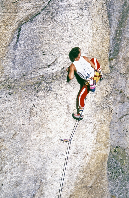 Paretina di Forno, Val Grande di Lanzo - Marco Casalegno in 1985 climbing Camel by Camel at Paretina di Forno, Val Grande di Lanzo