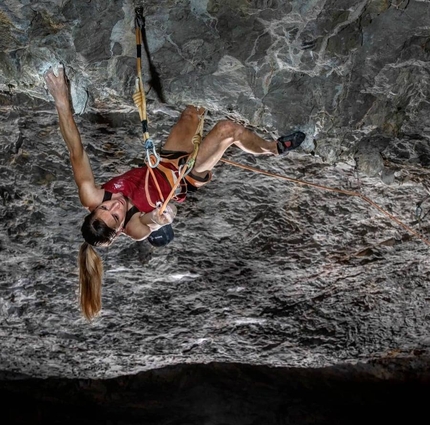 Mina Markovič - Mina Markovič climbing Halupca 1979 at Ospo in Slovenia