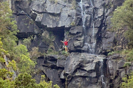 Val Grande in Verticale 2020 - Slackline al raduno di arrampicata Val Grande in Verticale 2020