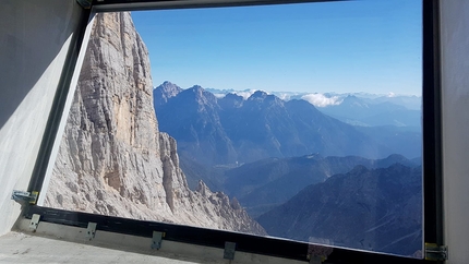 Bivacco Fanton, Marmarole, Dolomiti - La vista dal nuovo Bivacco Fanton a Forcella Marmarole, Dolomiti, settembre 2020
