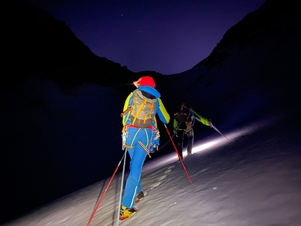 Tamara Lunger, Punta Nordend, Fabio Iacchini, Marco Spataro - Tamara Lunger e Fabio Iacchini in salita verso l’attacco della Rey