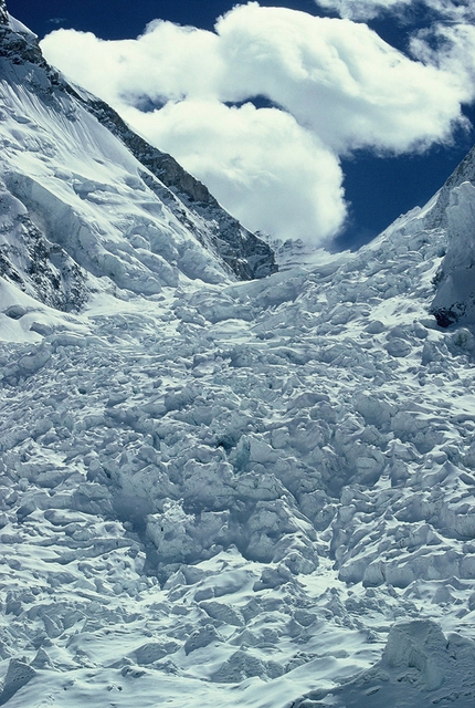 Nepal, Himalaya - Icefall Everest, Nepal, Himalaya