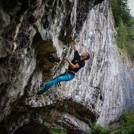 Mathew Wright, Hubble, Raven Tor - Mathew Wright ripete Hubble, il capolavoro di Ben Moon a Raven Tor