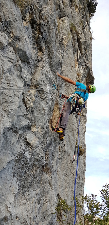 Il Dado è tratto, Monte Casale, Valle del Sarca - Il Dado è tratto al Monte Casale in Valle del Sarca (Giovanni Andriano, Marco Bozzetta, Costante Carpella)