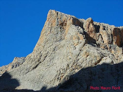 Guvercinlik Valley, Aladaglar, Turkey, Rolando Larcher, Mauro Florit, Maurizio Oviglia, Marco Sterni - Guvercinlik Valley, Ala Daglar, Turkey: Yeniceri Dagi, where Ocio Muli takes its line